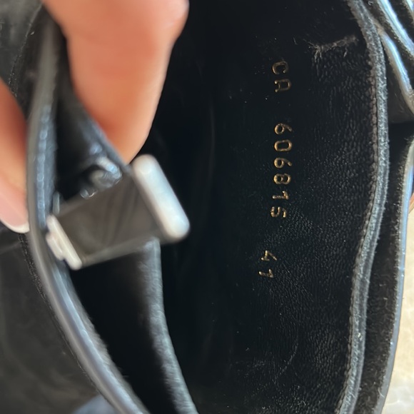 SAINT LAURENT SUEDE BLACK BOOTS - Picture 8 of 8